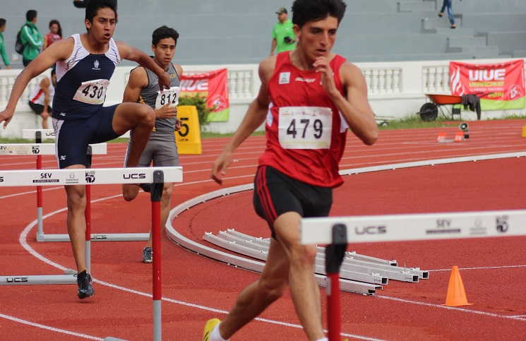 Rodrigo Silva, rumbo al oro en los 400 metros con vallas