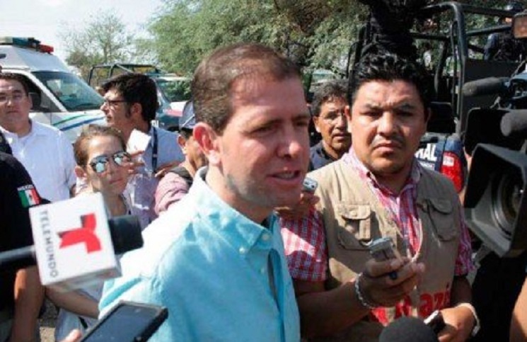 alfredo-castillo-tepalcatepec--450x300