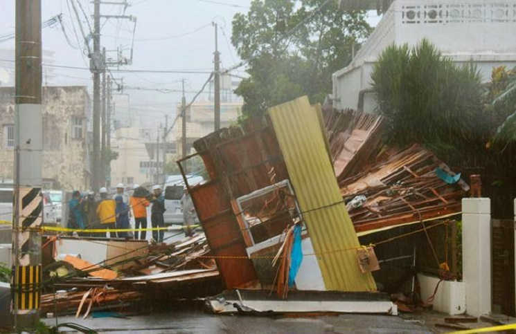 tifon_azota_japon_reuters
