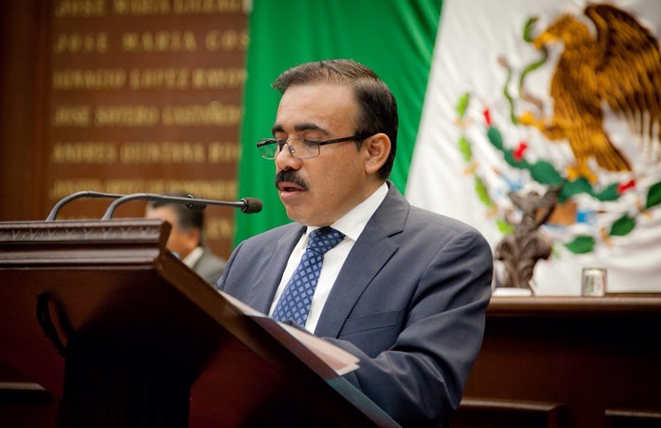Dip. Jorge Moreno Martínez en tribuna