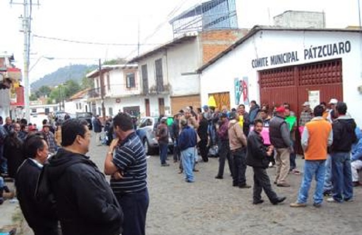 th_352fe25daf686bdb4edca223c921acea_60377d4b622e364207e5a5159871bd84,pro
