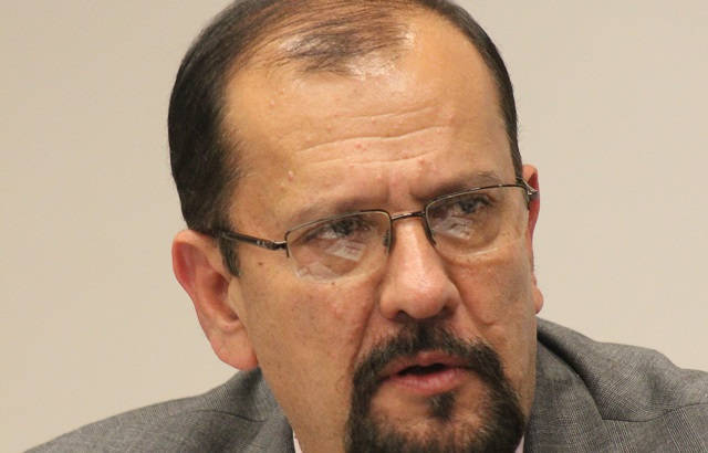 FOTO SENADOR MCJ