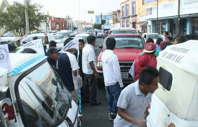 marcha_oaxaca_caos-movil