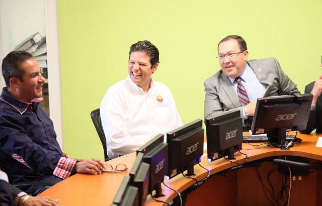 Alfonso Martínez se reune con integrantes de CANACINTRA 1