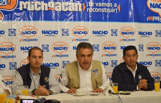030515 NACHO RUEDA DE PRENSA (2)
