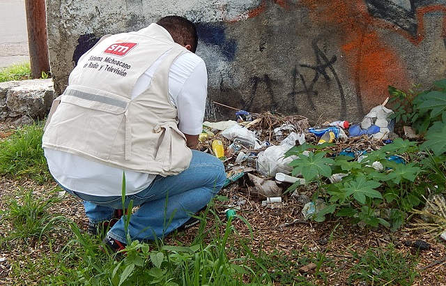basura en dren el coyote 4