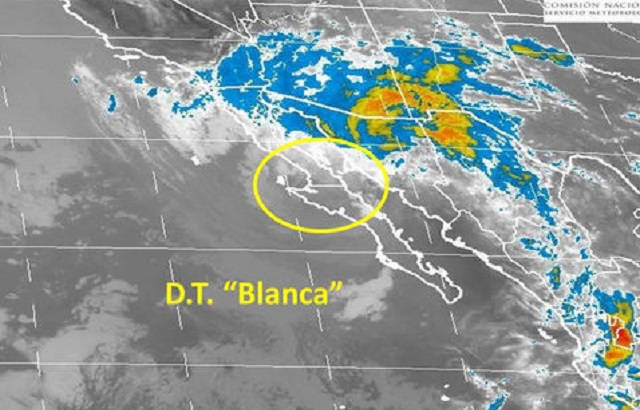 tormenta_tropical_Blanca-huracanes_BCS_MILIMA20150609_0040_8