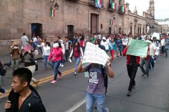 normalistas-moradores-2-450x300