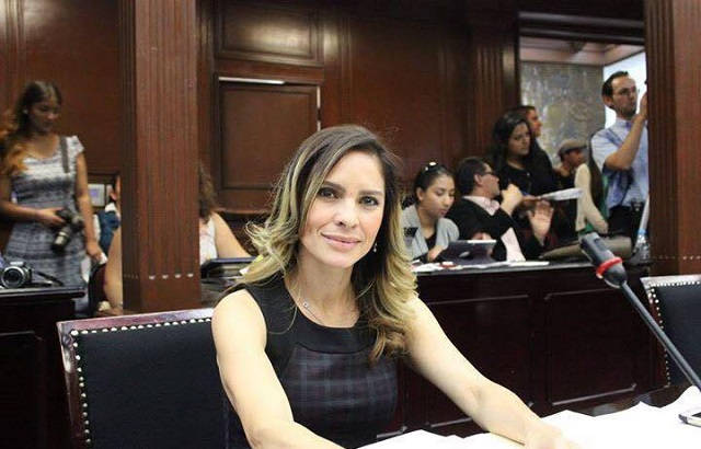 Comunicado 881