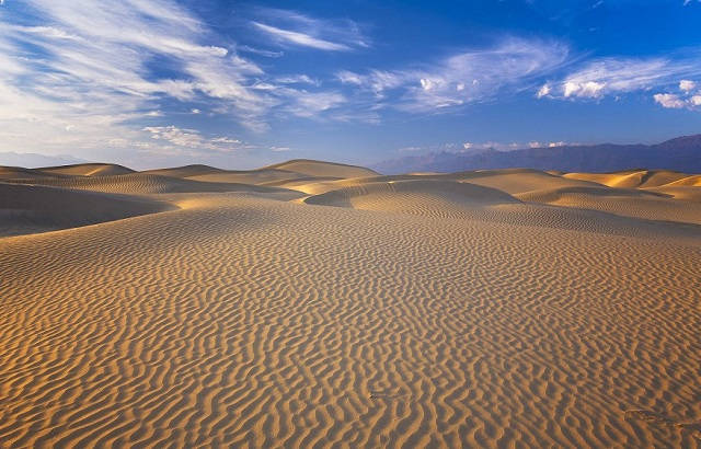 desert-death-valley-sand