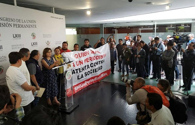 Periodista Michoacanos en el senado de la republica