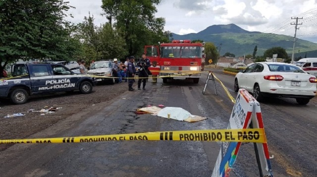 TANGANCÍCUARO-Niña-fallece-al-ser-atropellada-por-una-camioneta-de-jornaleros-3