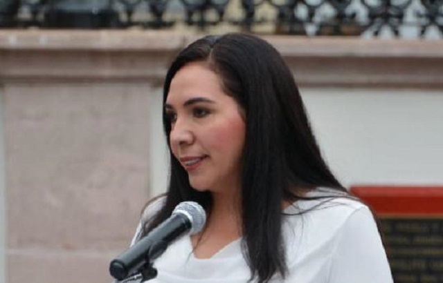ADRIANA CAMPOS