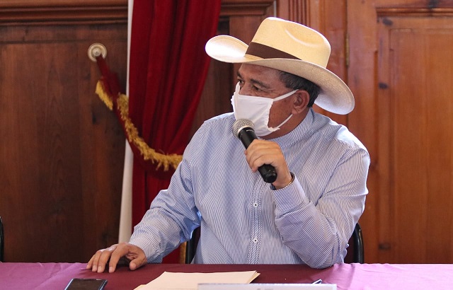 Arvizu reunión covid