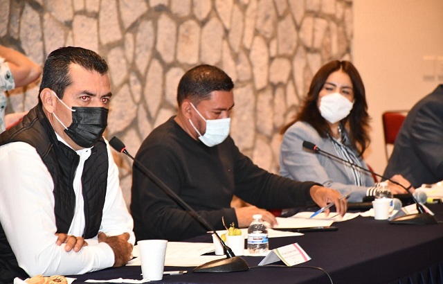 d8779328-3b9e-4209-87d1-6a9523a78512